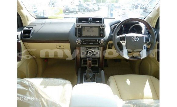 Buy Import Toyota Prado White Car in Import - Dubai in Attapeu Province Buy Import Toyota Prado White Car in Import - Dubai in Attapeu Province