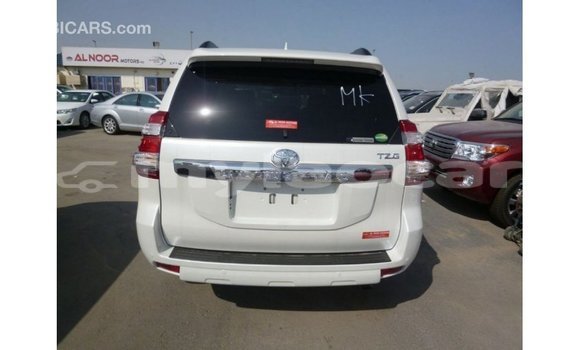 Buy Import Toyota Prado White Car in Import - Dubai in Attapeu Province Buy Import Toyota Prado White Car in Import - Dubai in Attapeu Province