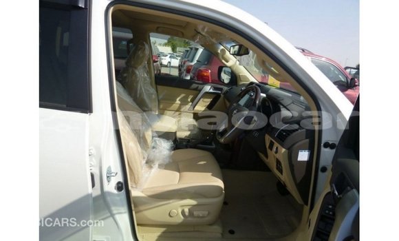 Buy Import Toyota Prado White Car in Import - Dubai in Attapeu Province Buy Import Toyota Prado White Car in Import - Dubai in Attapeu Province