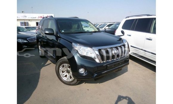 Acheter Import Voiture Toyota Prado Bleu à Import - Dubai, Attapeu Province Acheter Import Voiture Toyota Prado Bleu à Import - Dubai, Attapeu Province