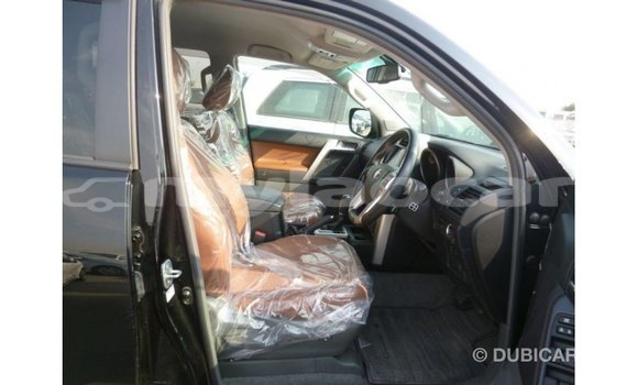 Acheter Import Voiture Toyota Prado Noir à Import - Dubai, Attapeu Province Acheter Import Voiture Toyota Prado Noir à Import - Dubai, Attapeu Province