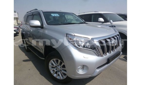 ຊື້ ການ ນຳ ເຂົ້າ Toyota Prado Other ລົດ ໃນ Import - Dubai ໃນ Attapeu Province