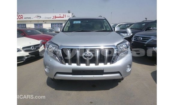 Acheter Import Voiture Toyota Prado Autre à Import - Dubai, Attapeu Province Acheter Import Voiture Toyota Prado Autre à Import - Dubai, Attapeu Province