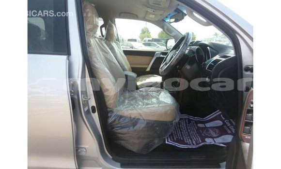 Acheter Import Voiture Toyota Prado Autre à Import - Dubai, Attapeu Province Acheter Import Voiture Toyota Prado Autre à Import - Dubai, Attapeu Province