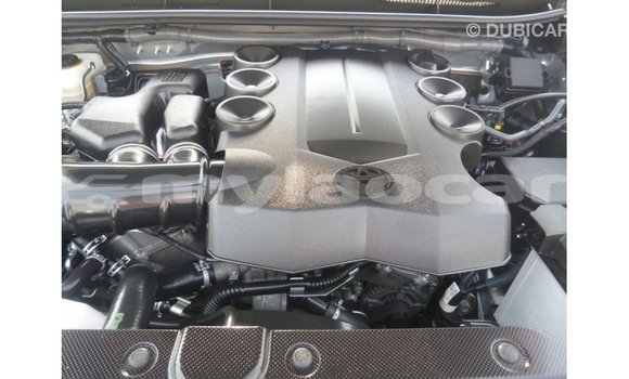 Acheter Import Voiture Toyota Prado Autre à Import - Dubai, Attapeu Province Acheter Import Voiture Toyota Prado Autre à Import - Dubai, Attapeu Province