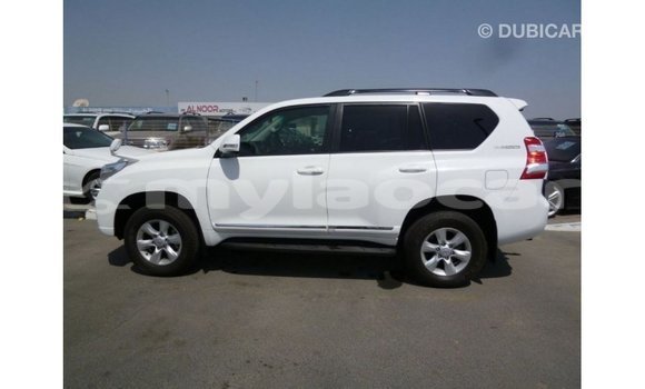 Buy Import Toyota Prado White Car in Import - Dubai in Attapeu Province Buy Import Toyota Prado White Car in Import - Dubai in Attapeu Province