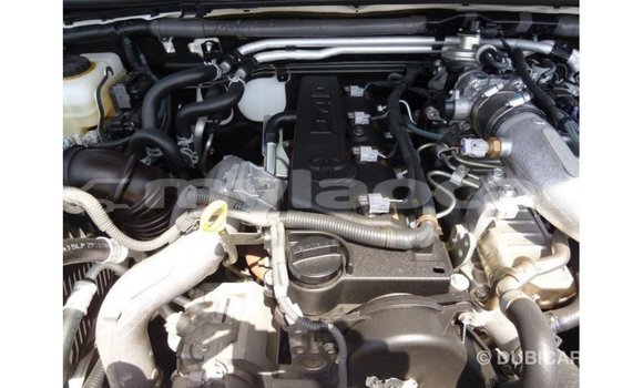 Buy Import Toyota Prado White Car in Import - Dubai in Attapeu Province Buy Import Toyota Prado White Car in Import - Dubai in Attapeu Province