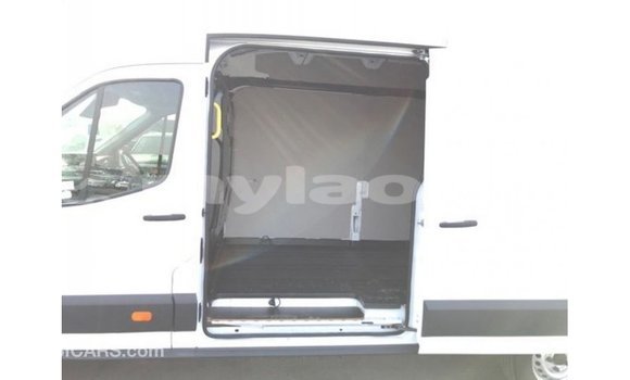 ຊື້ ການ ນຳ ເຂົ້າ Ford Club Wagon White ລົດ ໃນ Import - Dubai ໃນ Attapeu Province ຊື້ ການ ນຳ ເຂົ້າ Ford Club Wagon White ລົດ ໃນ Import - Dubai ໃນ Attapeu Province