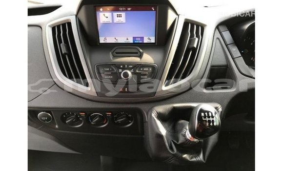 ຊື້ ການ ນຳ ເຂົ້າ Ford Club Wagon White ລົດ ໃນ Import - Dubai ໃນ Attapeu Province ຊື້ ການ ນຳ ເຂົ້າ Ford Club Wagon White ລົດ ໃນ Import - Dubai ໃນ Attapeu Province