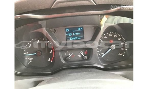 ຊື້ ການ ນຳ ເຂົ້າ Ford Club Wagon White ລົດ ໃນ Import - Dubai ໃນ Attapeu Province ຊື້ ການ ນຳ ເຂົ້າ Ford Club Wagon White ລົດ ໃນ Import - Dubai ໃນ Attapeu Province