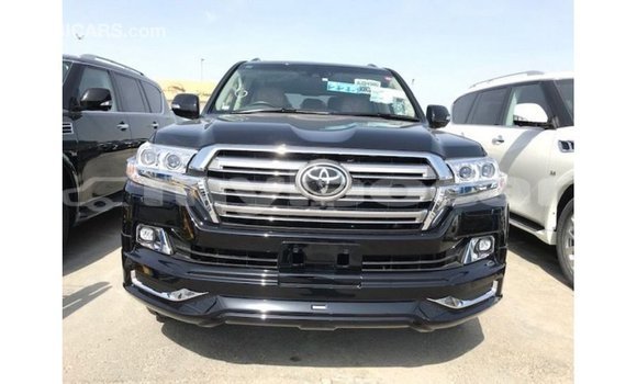 Acheter Import Voiture Toyota Land Cruiser Noir à Import - Dubai, Attapeu Province Acheter Import Voiture Toyota Land Cruiser Noir à Import - Dubai, Attapeu Province