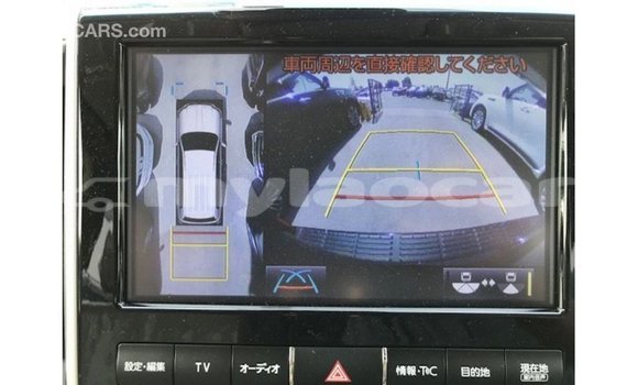 Acheter Import Voiture Toyota Land Cruiser Noir à Import - Dubai, Attapeu Province Acheter Import Voiture Toyota Land Cruiser Noir à Import - Dubai, Attapeu Province