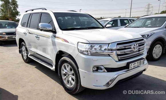 Buy Import Toyota Land Cruiser White Car in Import - Dubai in Attapeu Province Buy Import Toyota Land Cruiser White Car in Import - Dubai in Attapeu Province