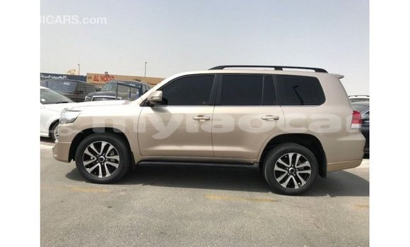 Acheter Import Voiture Toyota Land Cruiser Autre à Import - Dubai, Attapeu Province Acheter Import Voiture Toyota Land Cruiser Autre à Import - Dubai, Attapeu Province