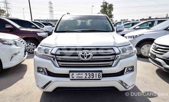 Buy Import Toyota Land Cruiser White Car in Import - Dubai in Attapeu Province Buy Import Toyota Land Cruiser White Car in Import - Dubai in Attapeu Province