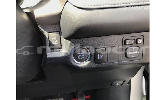 Acheter Import Voiture Toyota 4Runner Blanc à Import - Dubai, Attapeu Province Acheter Import Voiture Toyota 4Runner Blanc à Import - Dubai, Attapeu Province