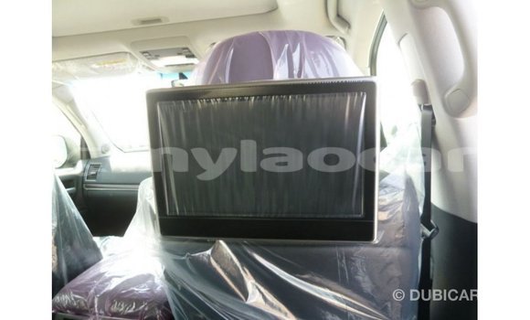 Acheter Import Voiture Toyota Land Cruiser Autre à Import - Dubai, Attapeu Province Acheter Import Voiture Toyota Land Cruiser Autre à Import - Dubai, Attapeu Province