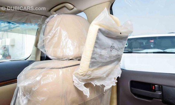 Buy Import Toyota Land Cruiser White Car in Import - Dubai in Attapeu Province Buy Import Toyota Land Cruiser White Car in Import - Dubai in Attapeu Province