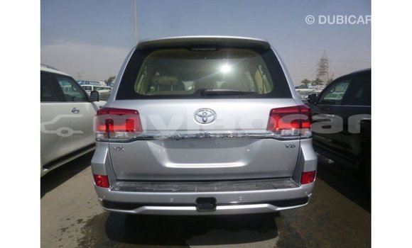 Acheter Import Voiture Toyota Land Cruiser Autre à Import - Dubai, Attapeu Province Acheter Import Voiture Toyota Land Cruiser Autre à Import - Dubai, Attapeu Province