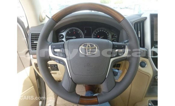 Acheter Import Voiture Toyota Land Cruiser Autre à Import - Dubai, Attapeu Province Acheter Import Voiture Toyota Land Cruiser Autre à Import - Dubai, Attapeu Province