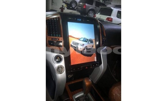 Acheter Import Voiture Toyota Land Cruiser Noir à Import - Dubai, Attapeu Province Acheter Import Voiture Toyota Land Cruiser Noir à Import - Dubai, Attapeu Province