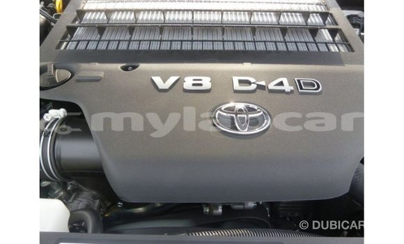 Buy Import Toyota Land Cruiser Blue Car in Import - Dubai in Attapeu Province Buy Import Toyota Land Cruiser Blue Car in Import - Dubai in Attapeu Province