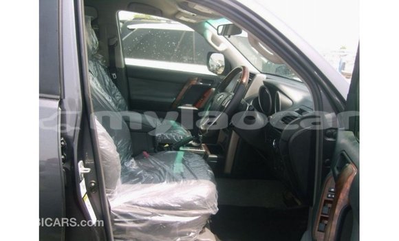 Acheter Import Voiture Toyota Prado Autre à Import - Dubai, Attapeu Province Acheter Import Voiture Toyota Prado Autre à Import - Dubai, Attapeu Province