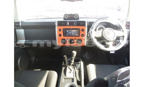 Buy Import Toyota FJ Cruiser Other Car in Import - Dubai in Attapeu Province Buy Import Toyota FJ Cruiser Other Car in Import - Dubai in Attapeu Province