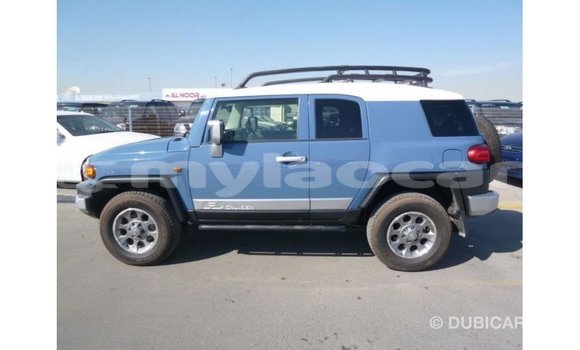 Buy Import Toyota FJ Cruiser Blue Car in Import - Dubai in Attapeu Province Buy Import Toyota FJ Cruiser Blue Car in Import - Dubai in Attapeu Province