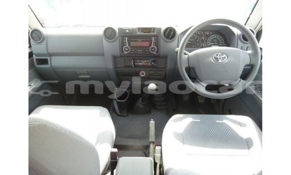 Buy Import Toyota Land Cruiser Other Car in Import - Dubai in Attapeu Province Buy Import Toyota Land Cruiser Other Car in Import - Dubai in Attapeu Province