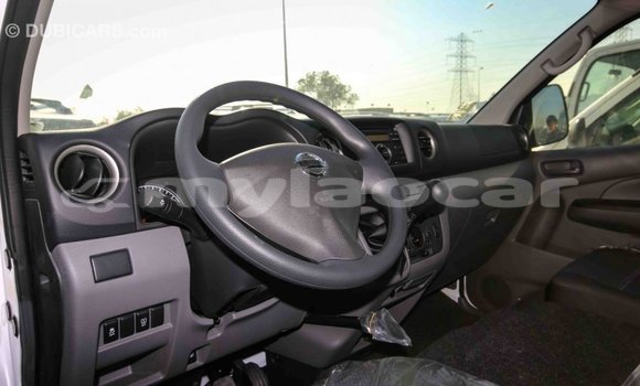 Buy Import Nissan Evalia White Truck in Import - Dubai in Attapeu Province Buy Import Nissan Evalia White Truck in Import - Dubai in Attapeu Province