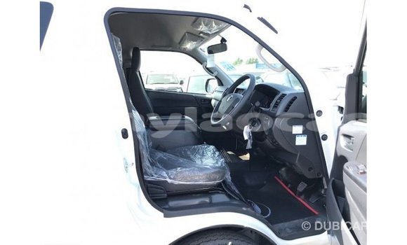 ຊື້ ການ ນຳ ເຂົ້າ Toyota Hiace White ລົດ ໃນ Import - Dubai ໃນ Attapeu Province ຊື້ ການ ນຳ ເຂົ້າ Toyota Hiace White ລົດ ໃນ Import - Dubai ໃນ Attapeu Province