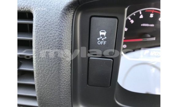 ຊື້ ການ ນຳ ເຂົ້າ Toyota Hiace White ລົດ ໃນ Import - Dubai ໃນ Attapeu Province ຊື້ ການ ນຳ ເຂົ້າ Toyota Hiace White ລົດ ໃນ Import - Dubai ໃນ Attapeu Province