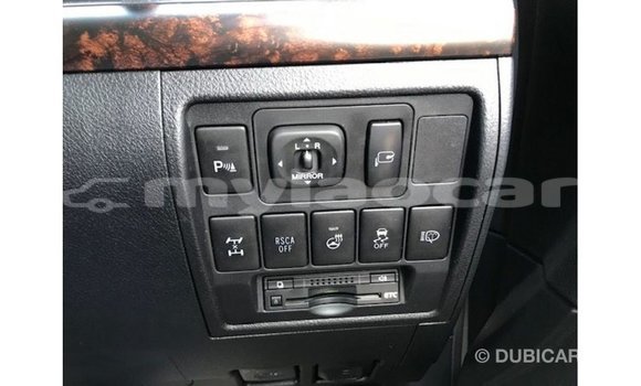 Buy Import Toyota Land Cruiser White Car in Import - Dubai in Attapeu Province Buy Import Toyota Land Cruiser White Car in Import - Dubai in Attapeu Province