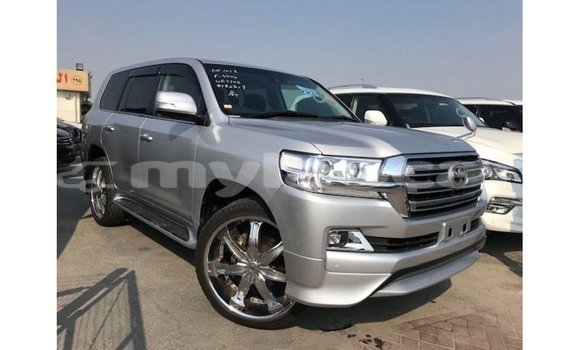 Buy Import Toyota Land Cruiser Other Car in Import - Dubai in Attapeu Province
