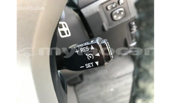 Acheter Import Voiture Toyota Prado Noir à Import - Dubai, Attapeu Province Acheter Import Voiture Toyota Prado Noir à Import - Dubai, Attapeu Province