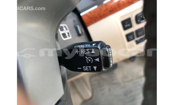 Buy Import Toyota Land Cruiser White Car in Import - Dubai in Attapeu Province Buy Import Toyota Land Cruiser White Car in Import - Dubai in Attapeu Province