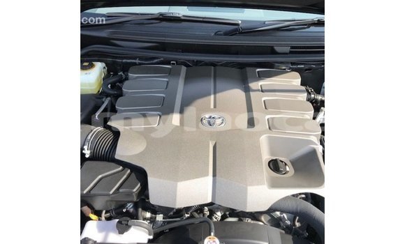 ຊື້ ການ ນຳ ເຂົ້າ Toyota Land Cruiser Black ລົດ ໃນ Import - Dubai ໃນ Attapeu Province ຊື້ ການ ນຳ ເຂົ້າ Toyota Land Cruiser Black ລົດ ໃນ Import - Dubai ໃນ Attapeu Province
