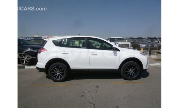 Buy Import Toyota 4Runner White Car in Import - Dubai in Attapeu Province Buy Import Toyota 4Runner White Car in Import - Dubai in Attapeu Province