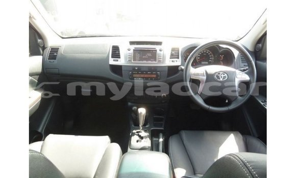 Buy Import Toyota Hilux Other Car in Import - Dubai in Attapeu Province Buy Import Toyota Hilux Other Car in Import - Dubai in Attapeu Province