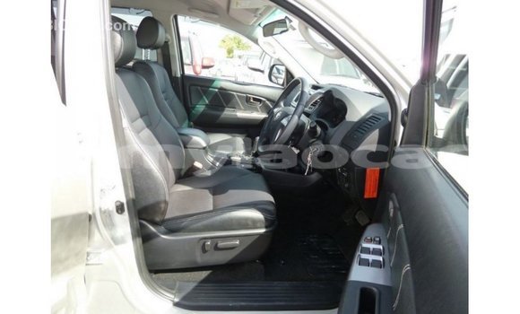Buy Import Toyota Hilux Other Car in Import - Dubai in Attapeu Province Buy Import Toyota Hilux Other Car in Import - Dubai in Attapeu Province