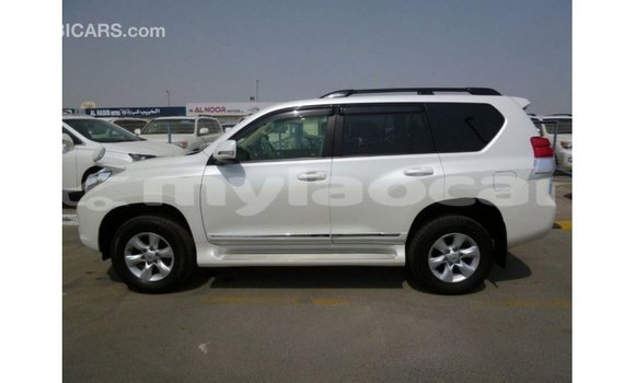 Buy Import Toyota Prado White Car in Import - Dubai in Attapeu Province Buy Import Toyota Prado White Car in Import - Dubai in Attapeu Province