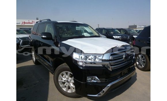 Acheter Import Voiture Toyota Land Cruiser Noir à Import - Dubai, Attapeu Province Acheter Import Voiture Toyota Land Cruiser Noir à Import - Dubai, Attapeu Province