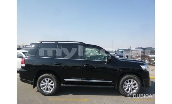 Acheter Import Voiture Toyota Land Cruiser Noir à Import - Dubai, Attapeu Province Acheter Import Voiture Toyota Land Cruiser Noir à Import - Dubai, Attapeu Province