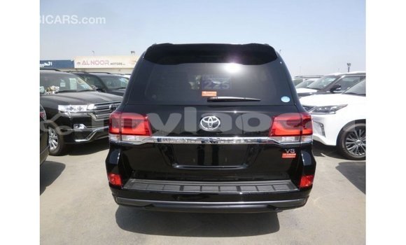 Buy Import Toyota Land Cruiser Black Car in Import - Dubai in Attapeu Province Buy Import Toyota Land Cruiser Black Car in Import - Dubai in Attapeu Province