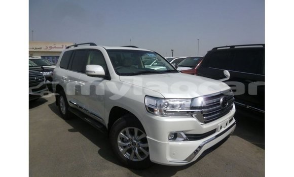 Buy Import Toyota Land Cruiser White Car in Import - Dubai in Attapeu Province Buy Import Toyota Land Cruiser White Car in Import - Dubai in Attapeu Province