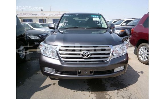 Acheter Import Voiture Toyota Land Cruiser Autre à Import - Dubai, Attapeu Province Acheter Import Voiture Toyota Land Cruiser Autre à Import - Dubai, Attapeu Province