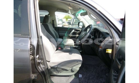 Acheter Import Voiture Toyota Land Cruiser Autre à Import - Dubai, Attapeu Province Acheter Import Voiture Toyota Land Cruiser Autre à Import - Dubai, Attapeu Province