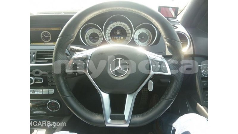 Big with watermark mercedes benz 200 attapeu province import dubai 2638