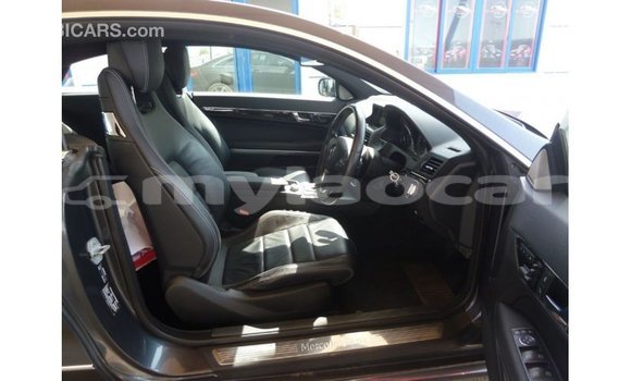 Buy Import Mercedes-Benz 190 (W201) Other Car in Import - Dubai in Attapeu Province Buy Import Mercedes-Benz 190 (W201) Other Car in Import - Dubai in Attapeu Province